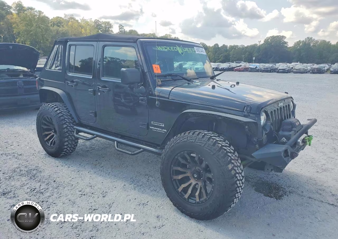 2016 Jeep Wrangler Unlimited Sport VIN:1C4HJWDGXGL295773 - 4