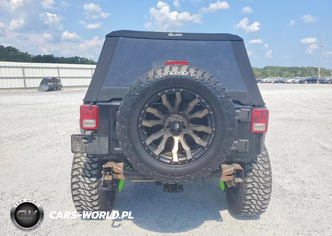 2016 Jeep Wrangler Unlimited Sport VIN:1C4HJWDGXGL295773 - 6