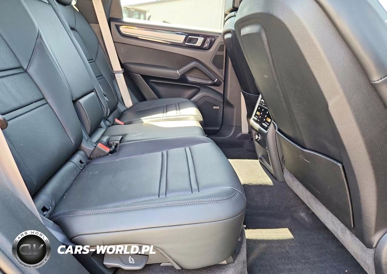 2022 Porsche Cayenne VIN:WP1AA2AY0NDA06526 - 10