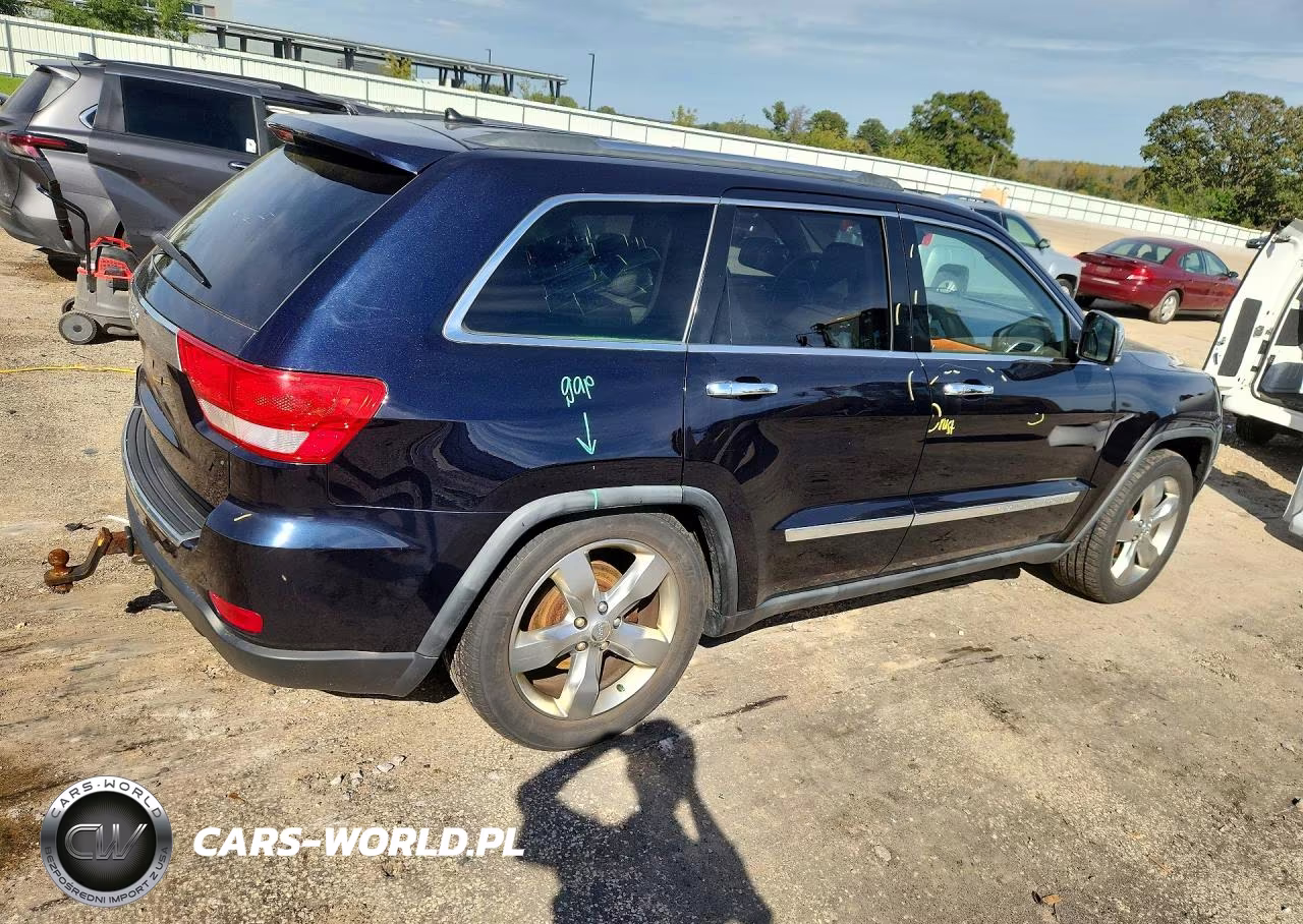 2011 Jeep Grand Cherokee Overland VIN:1J4RR6GGXBC545718 - 3