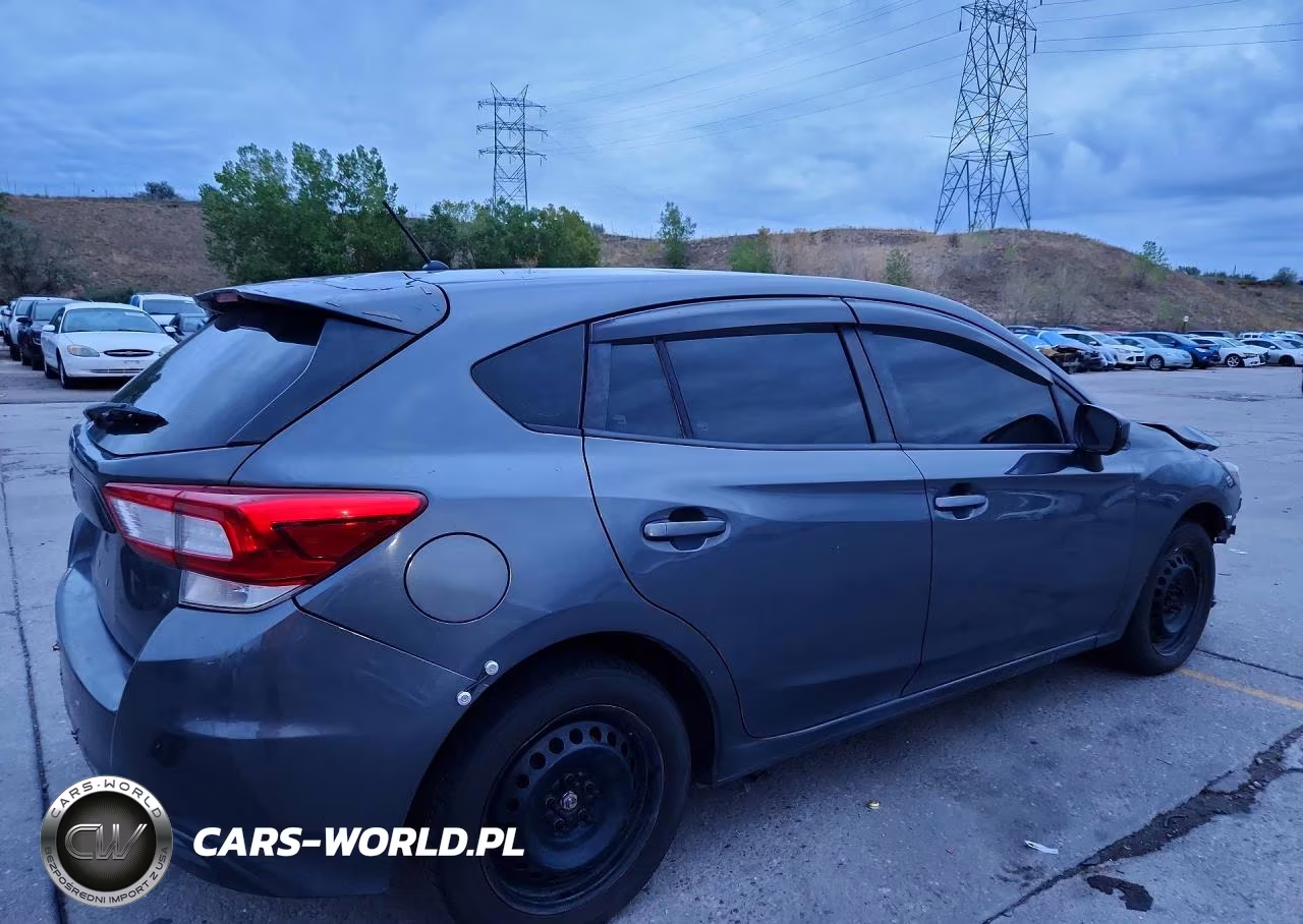 2018 Subaru Impreza VIN:4S3GTAA6XJ3746308 - 3