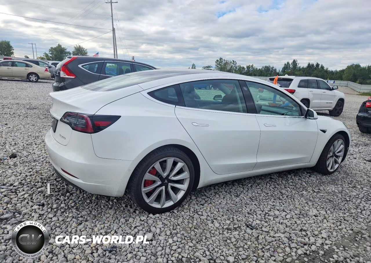 2020 Tesla Model 3 VIN:5YJ3E1EC4LF587025 - 3