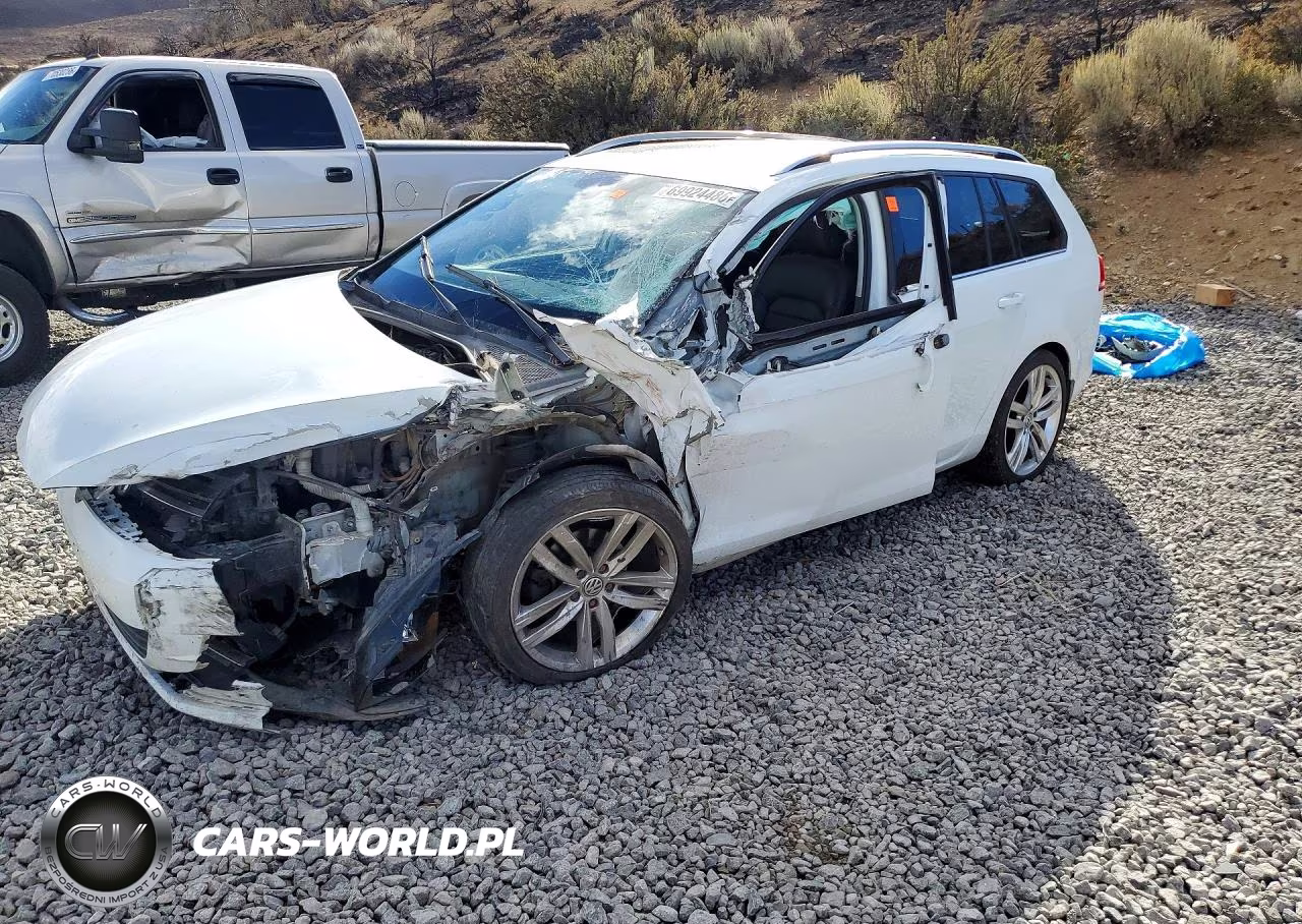 2015 Volkswagen Golf Sportwagen Tdi S
