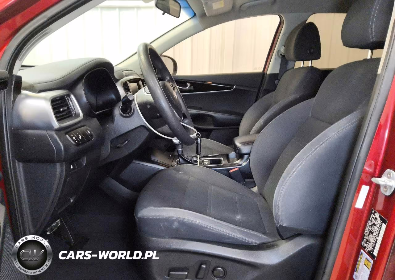 2019 Kia Sorento Lx V6 VIN:5XYPG4A55KG561769 - 7