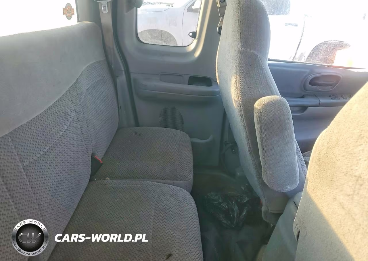 2000 Ford F150 VIN:1FTZX1726YNC07135 - 10