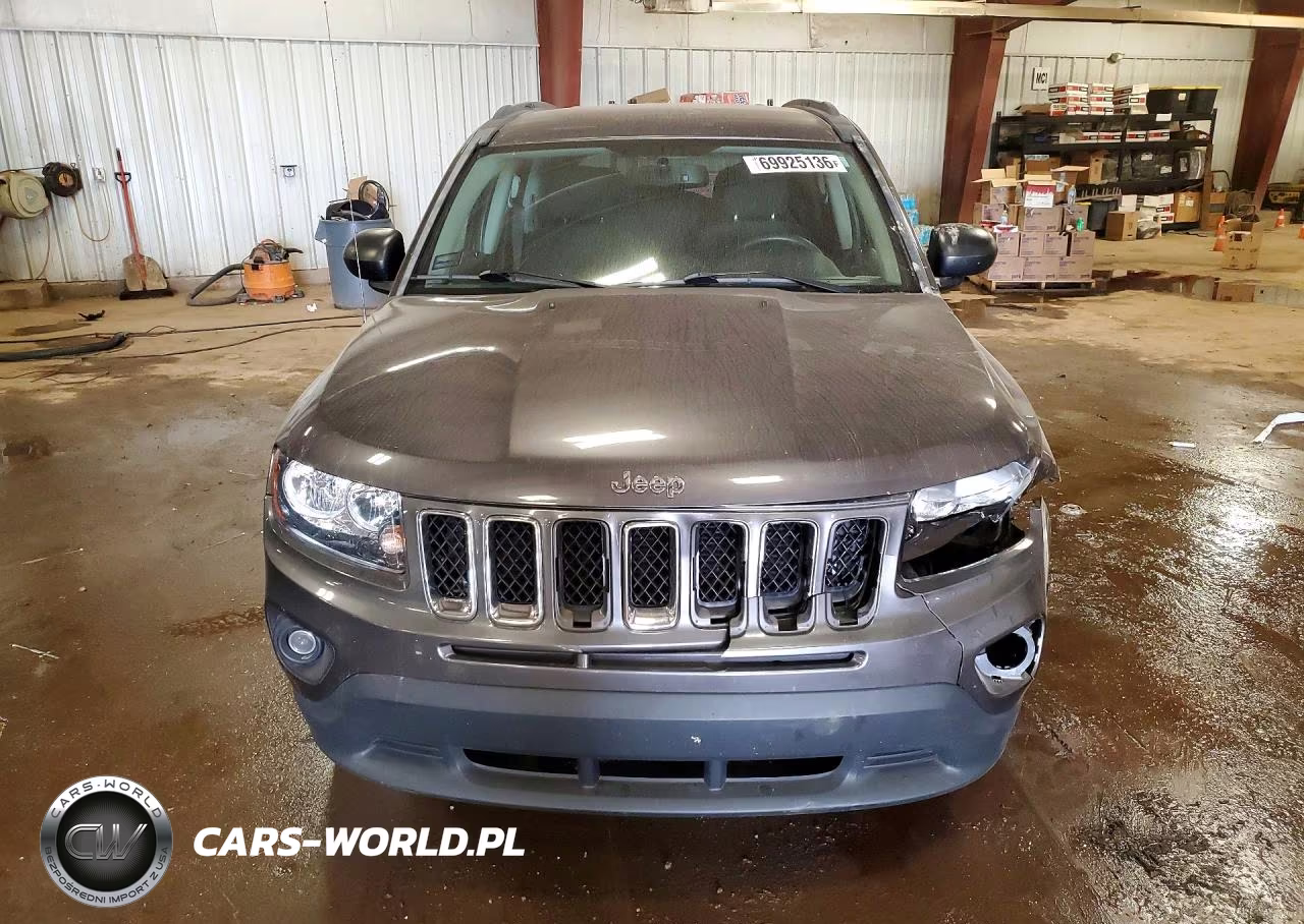 2016 Jeep Compass Sport VIN:1C4NJDBB1GD631075 - 5