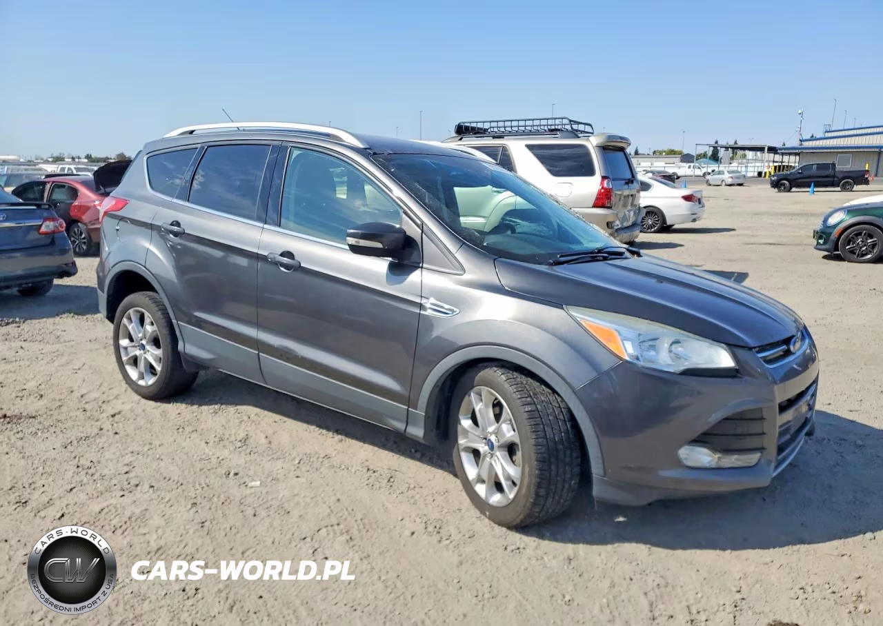 2015 Ford Escape Titanium VIN:1FMCU0JX7FUB49869 - 4
