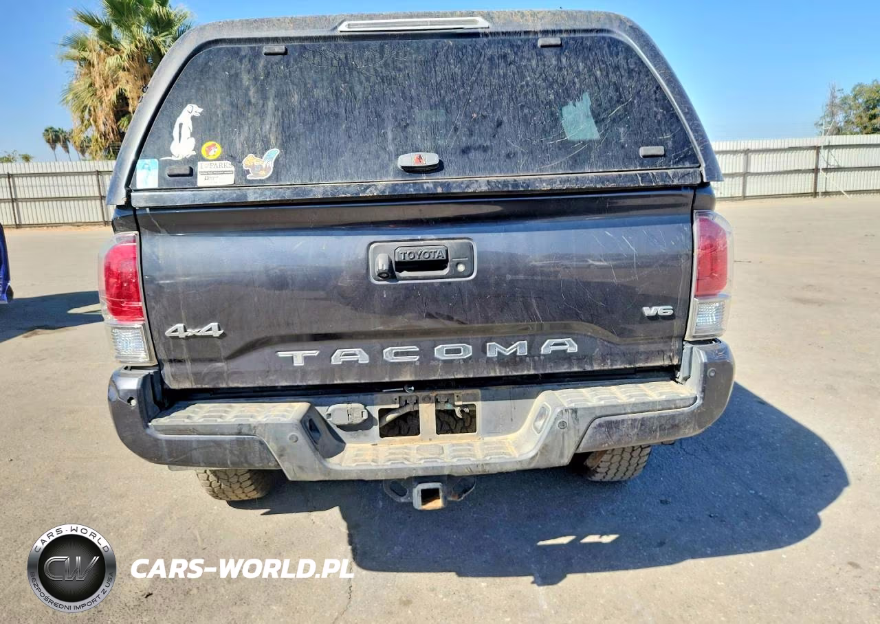 2017 Toyota Tacoma Limited VIN:3TMGZ5ANXHM080945 - 6