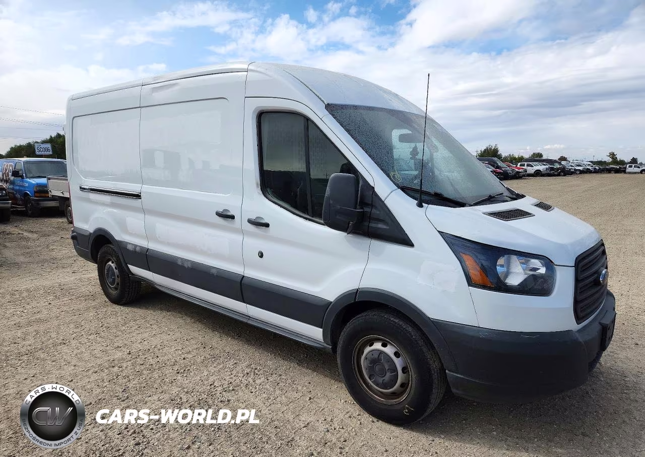 2018 Ford Transit VIN:1FTYR2CG2JKA78914 - 4