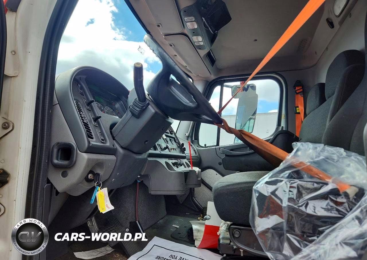 2018 Freightliner Business Class M2 Box Truck VIN:1FVACWFB2JHJR4156 - 7