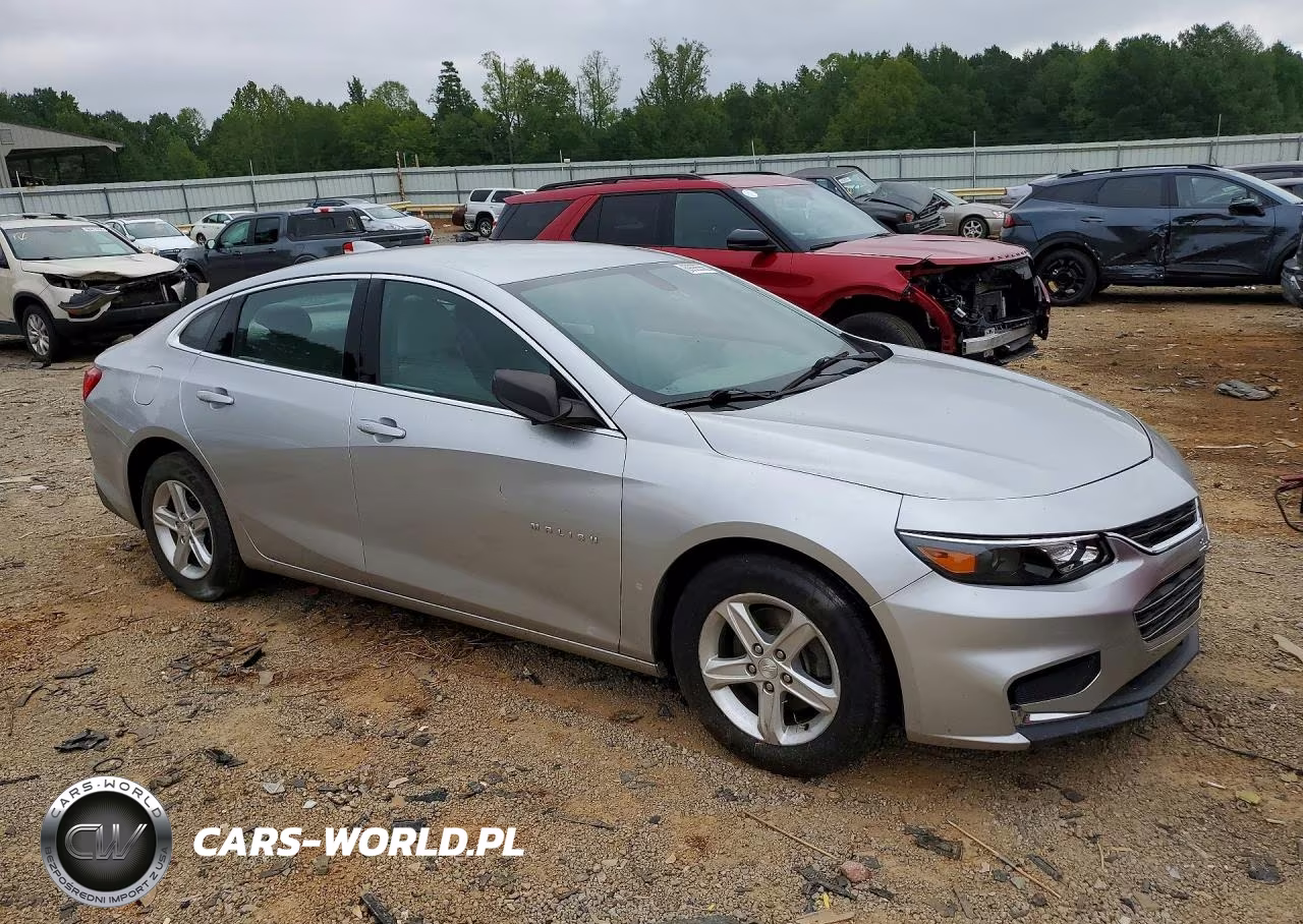 2018 Chevrolet Malibu Lt VIN:1G1ZD5ST2JF291558 - 4