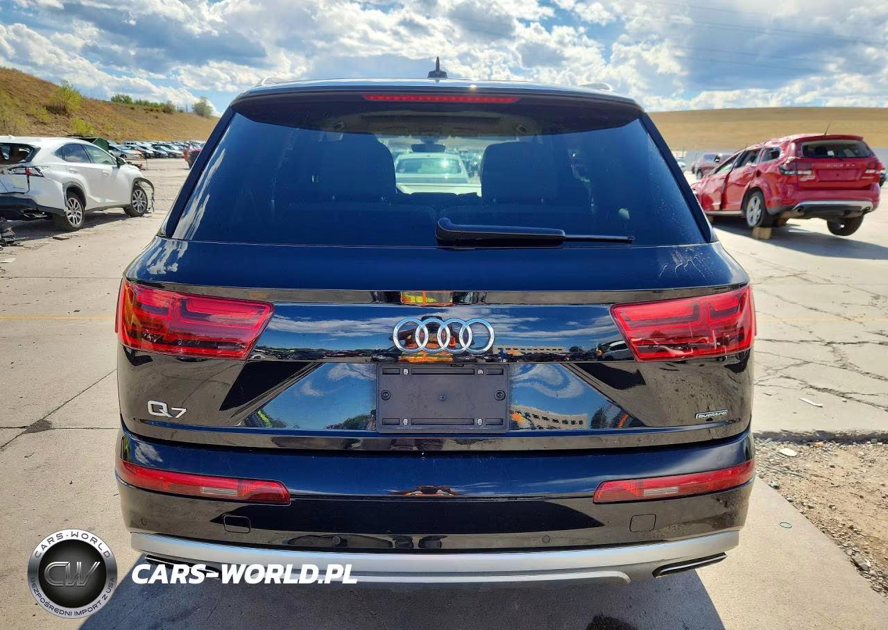 2018 Audi Q7 Premium Plus VIN:WA1LHAF79JD034975 - 6