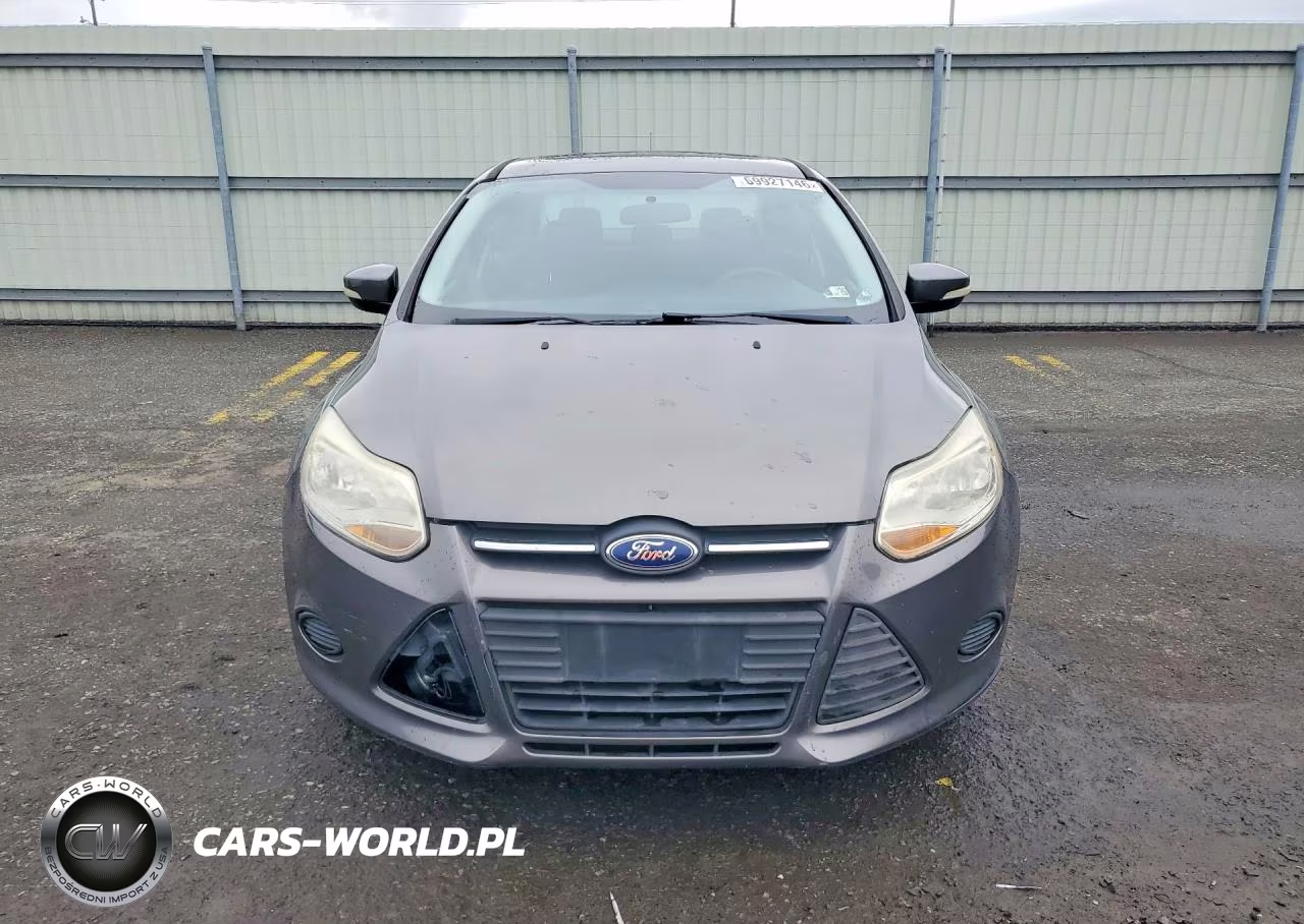 2014 Ford Focus Se VIN:1FADP3F21EL230908 - 5