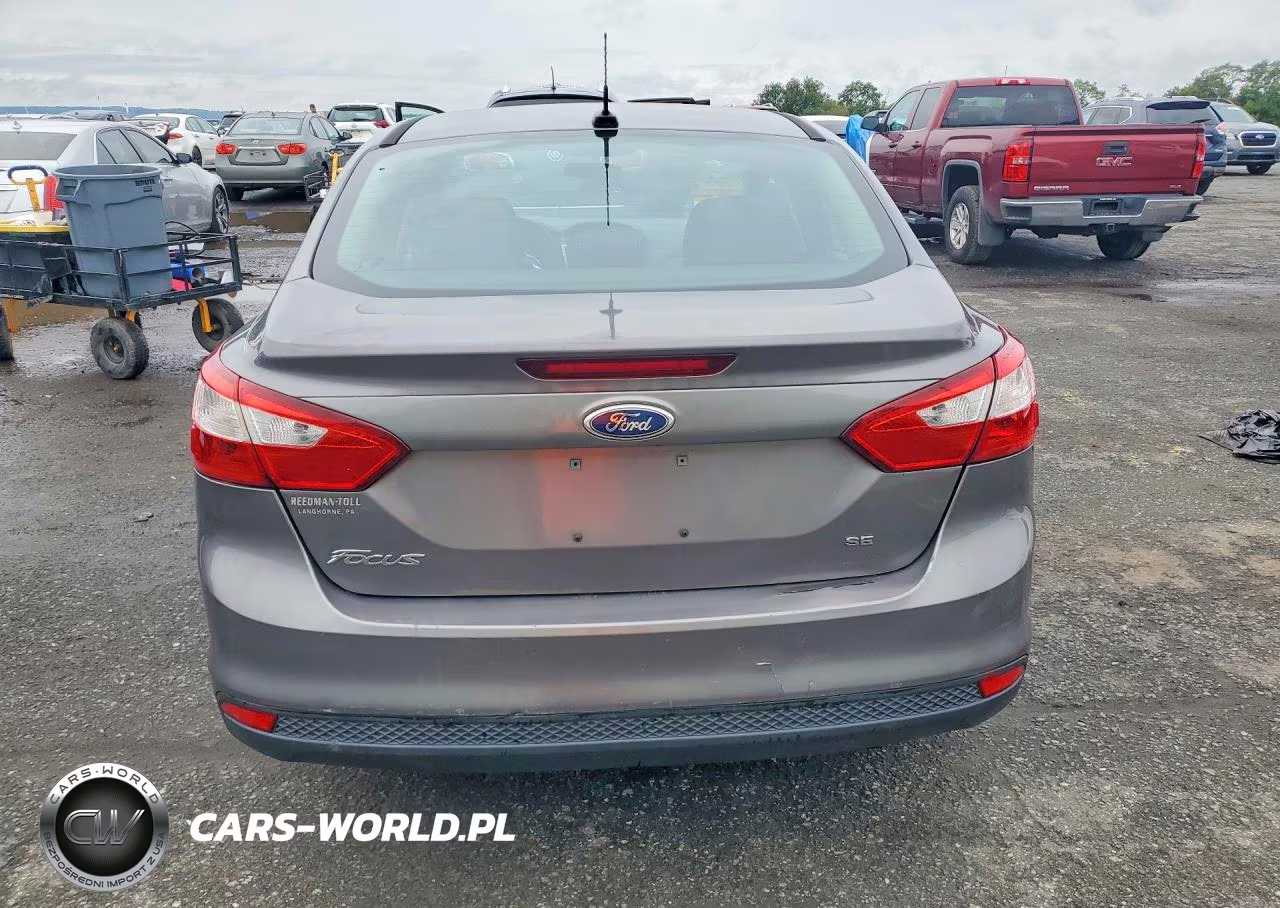 2014 Ford Focus Se VIN:1FADP3F21EL230908 - 6