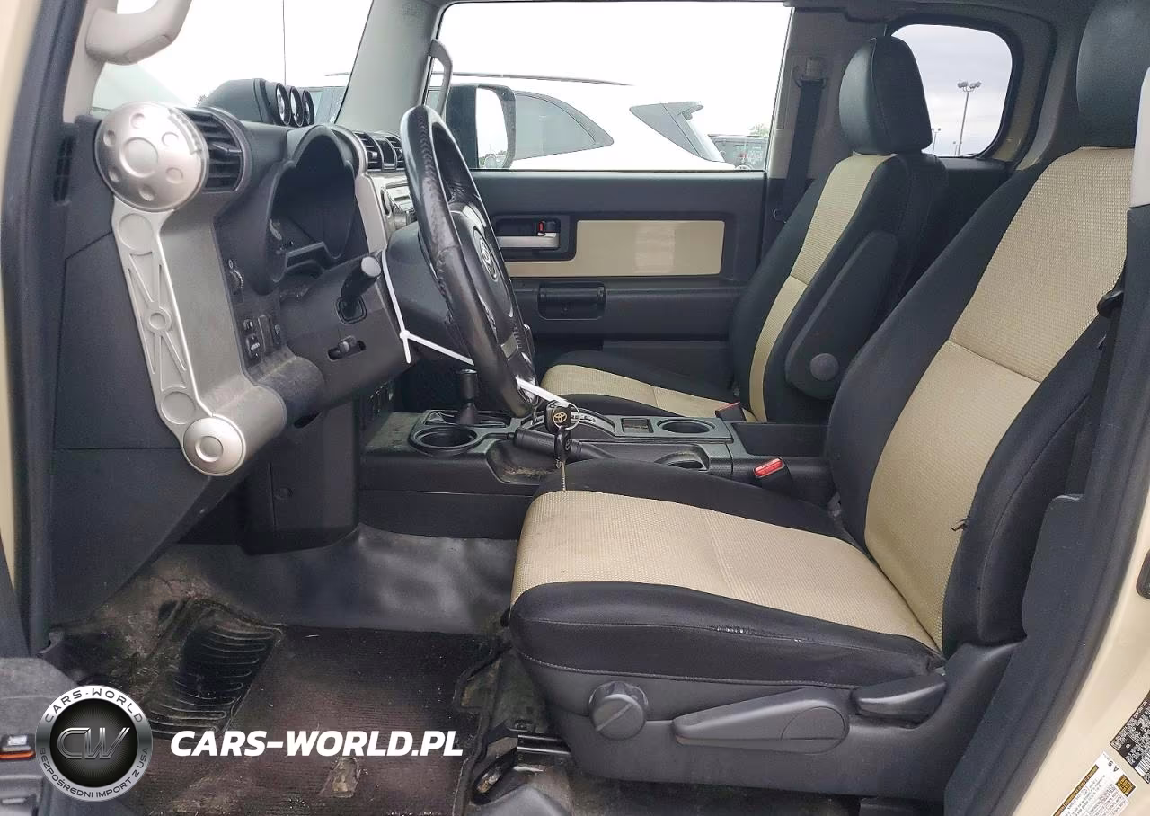 2010 Toyota Fj Cruiser Base VIN:JTEBU4BFXAK076199 - 7