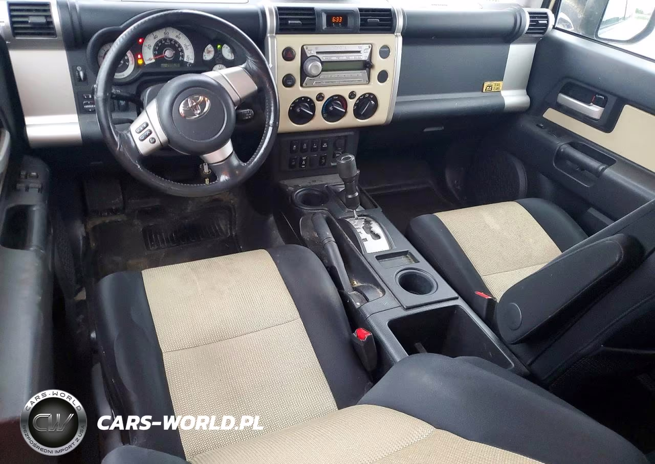 2010 Toyota Fj Cruiser Base VIN:JTEBU4BFXAK076199 - 8