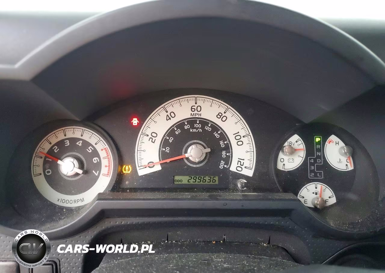 2010 Toyota Fj Cruiser Base VIN:JTEBU4BFXAK076199 - 9