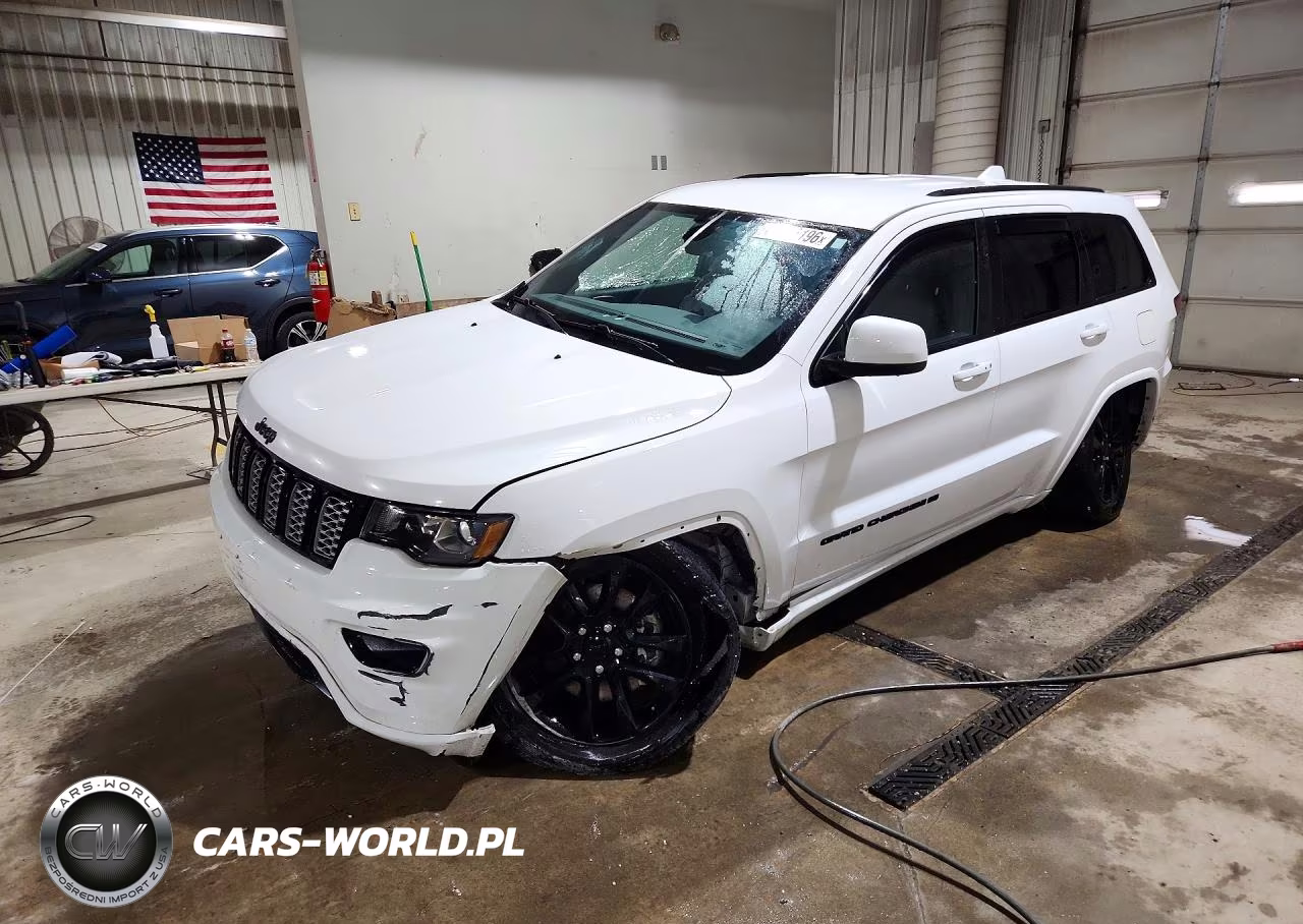 2022 Jeep Grand Cherokee Laredo E – zdjęcie 1 z 14