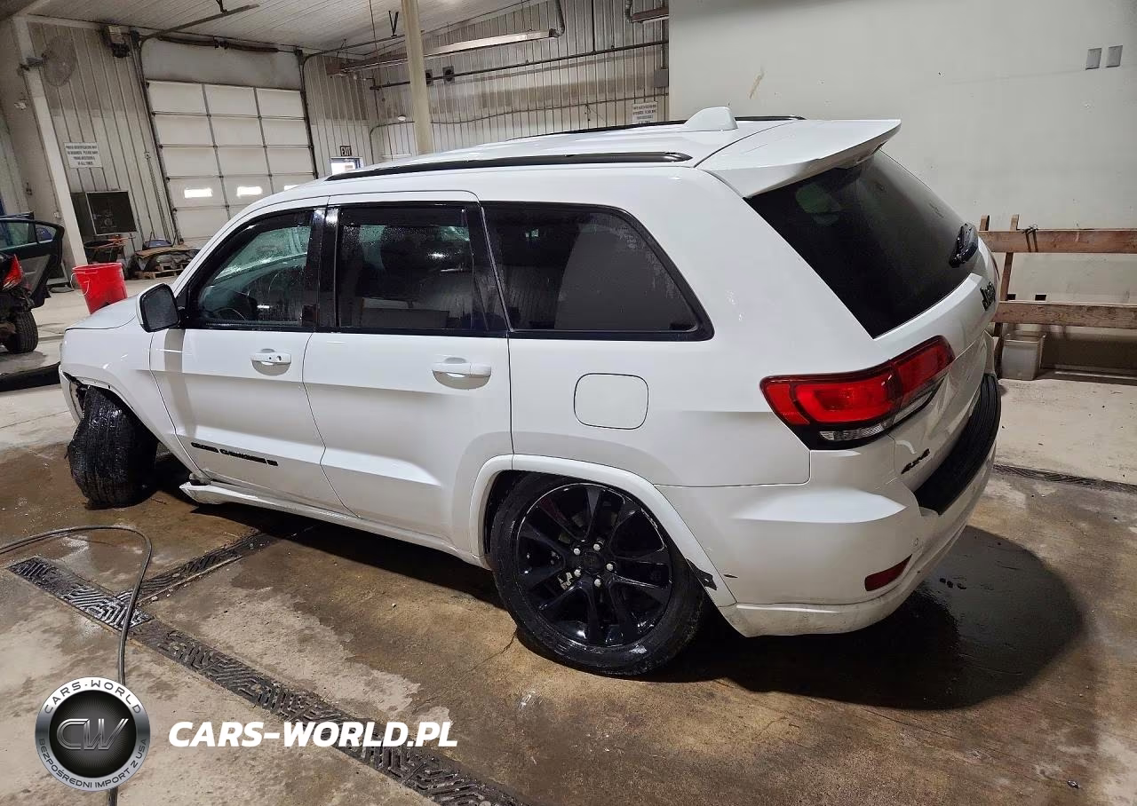 2022 Jeep Grand Cherokee Laredo E VIN:1C4RJFAG5NC151389 - 2