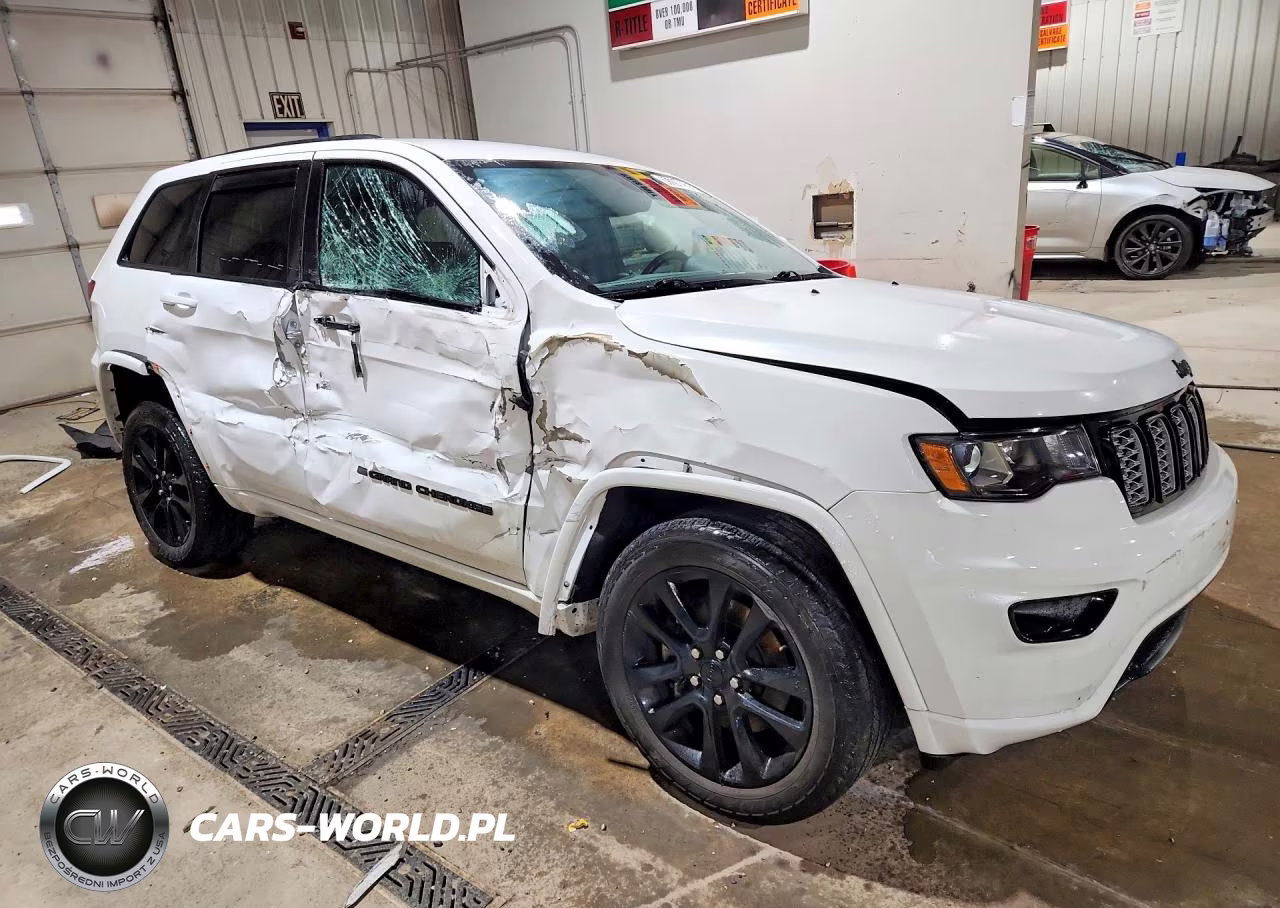 2022 Jeep Grand Cherokee Laredo E VIN:1C4RJFAG5NC151389 - 4