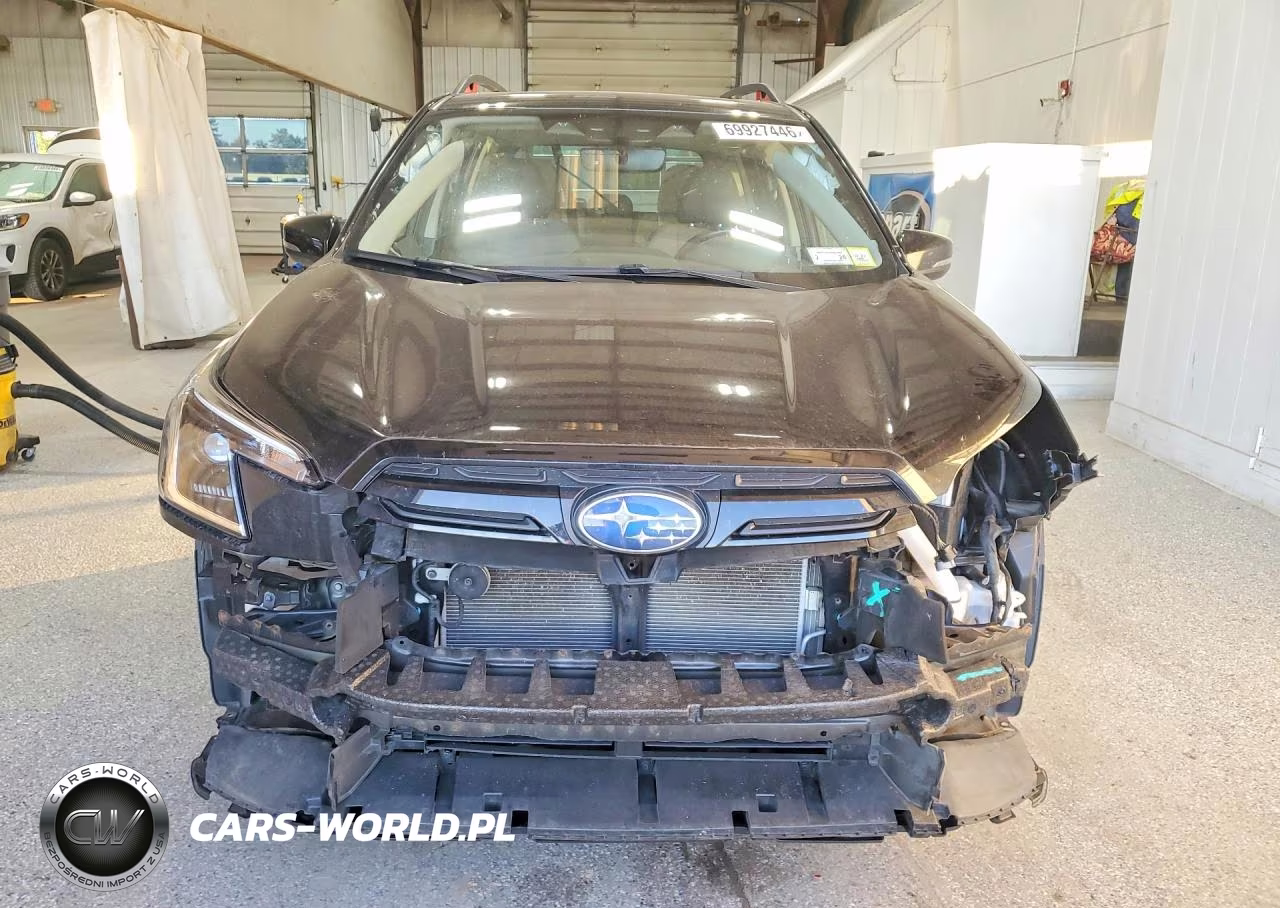 2023 Subaru Forester Sport VIN:JF2SKAJC2PH422379 - 5