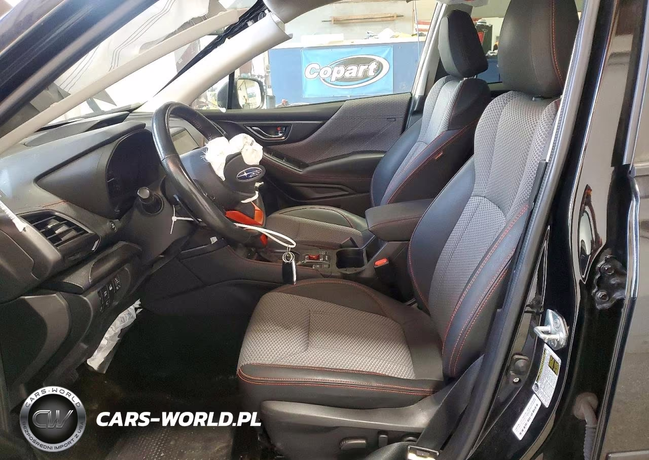2023 Subaru Forester Sport VIN:JF2SKAJC2PH422379 - 7