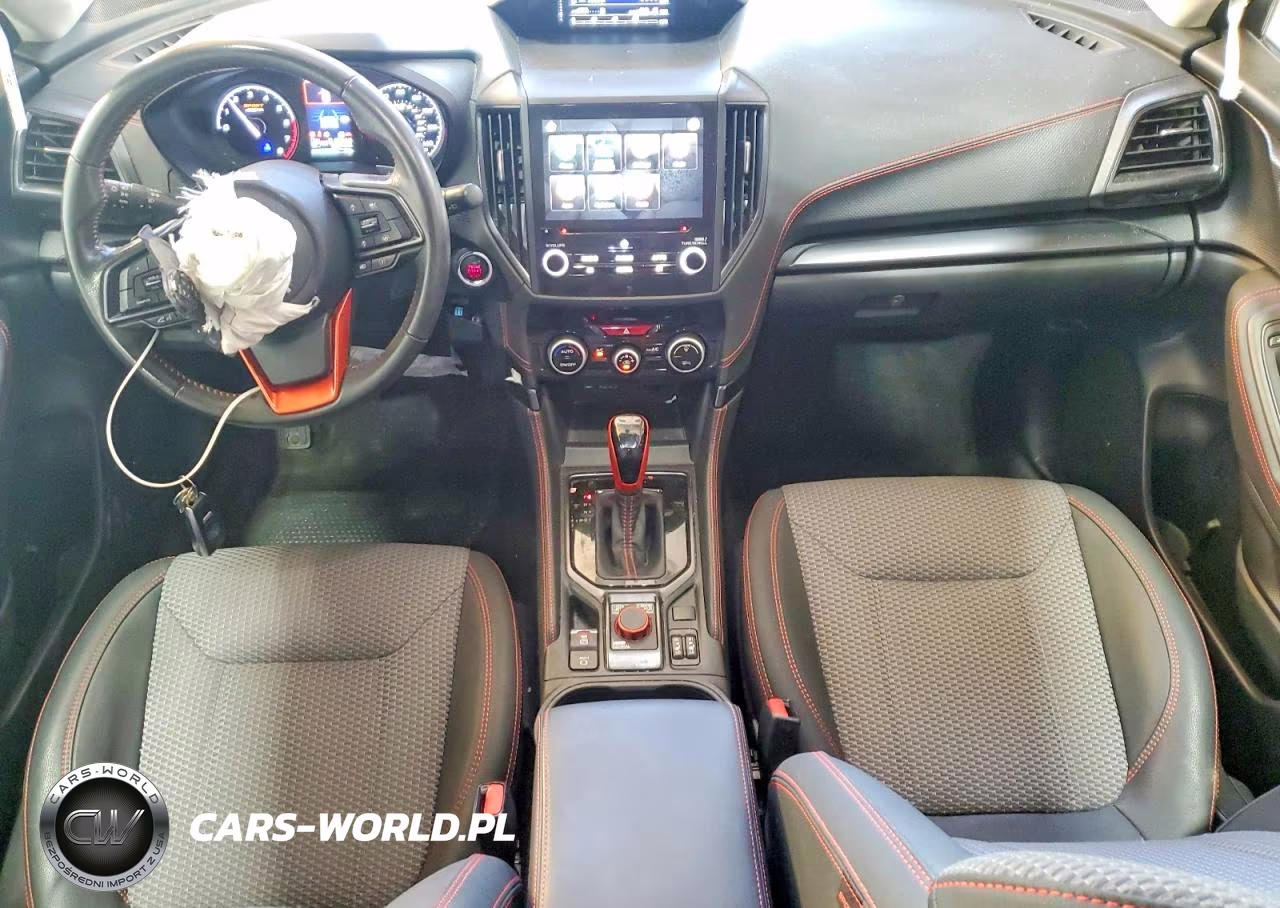 2023 Subaru Forester Sport VIN:JF2SKAJC2PH422379 - 8