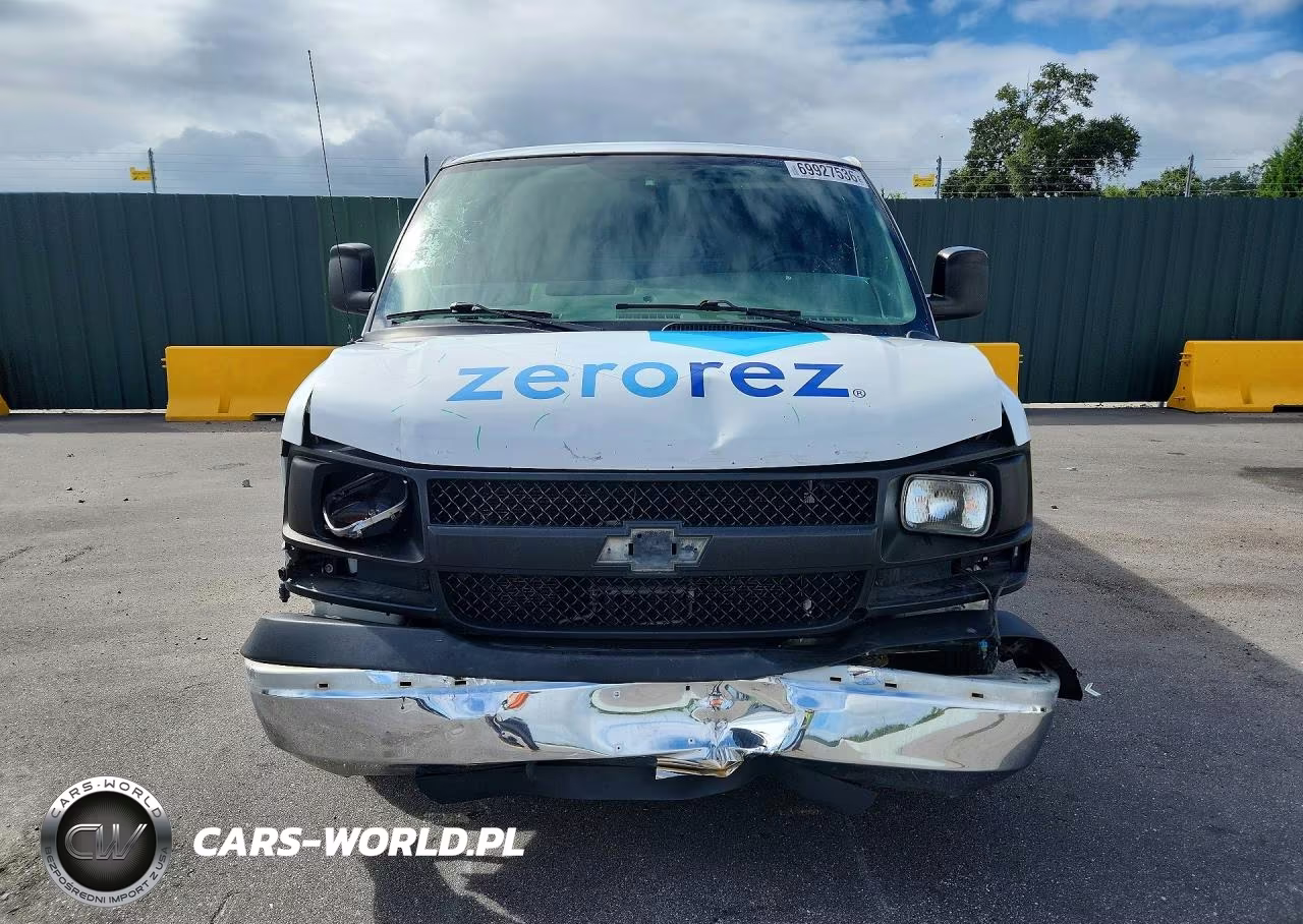 2009 Chevrolet Express G3500 VIN:1GCHG39K591104138 - 5