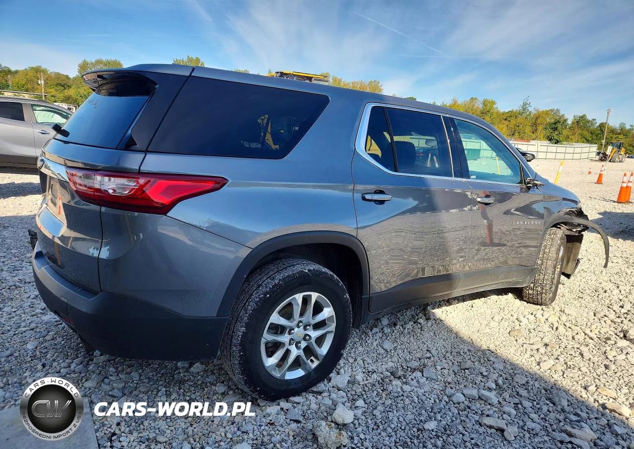 2019 Chevrolet Traverse Ls VIN:1GNERFKW0KJ153546 - 3