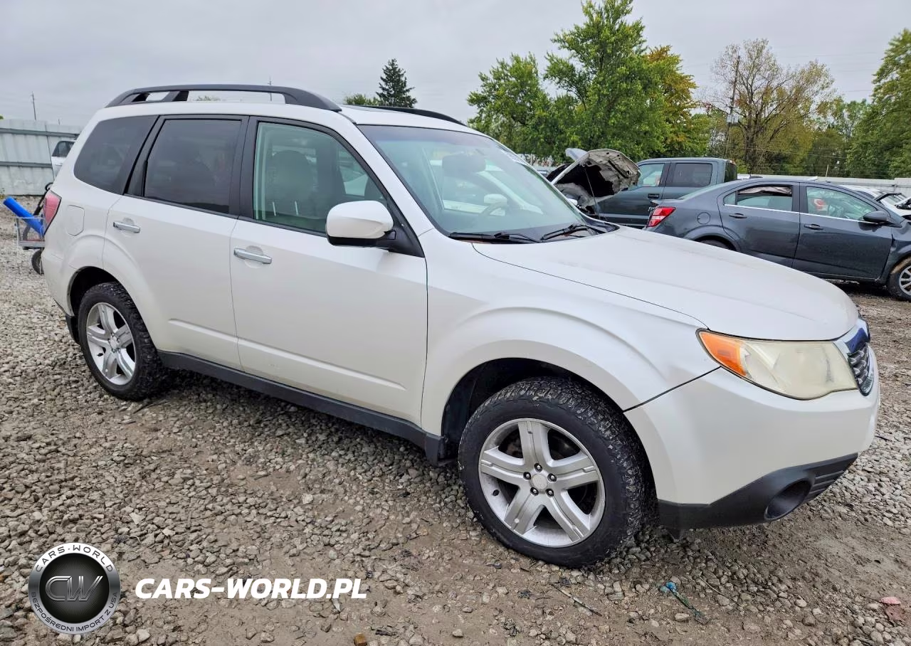 2009 Subaru Forester 2.5X Premium VIN:JF2SH63659H786107 - 4