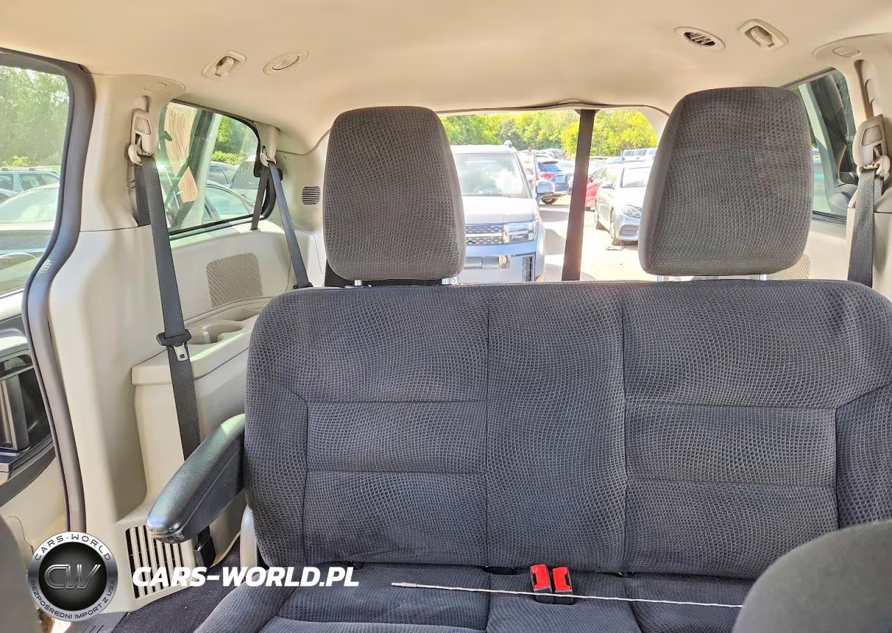 2019 Dodge Grand Caravan Se VIN:2C4RDGBG3KR596664 - 10