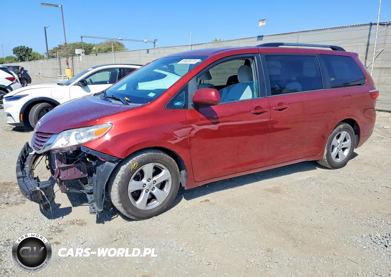 2016 Toyota Sienna Le