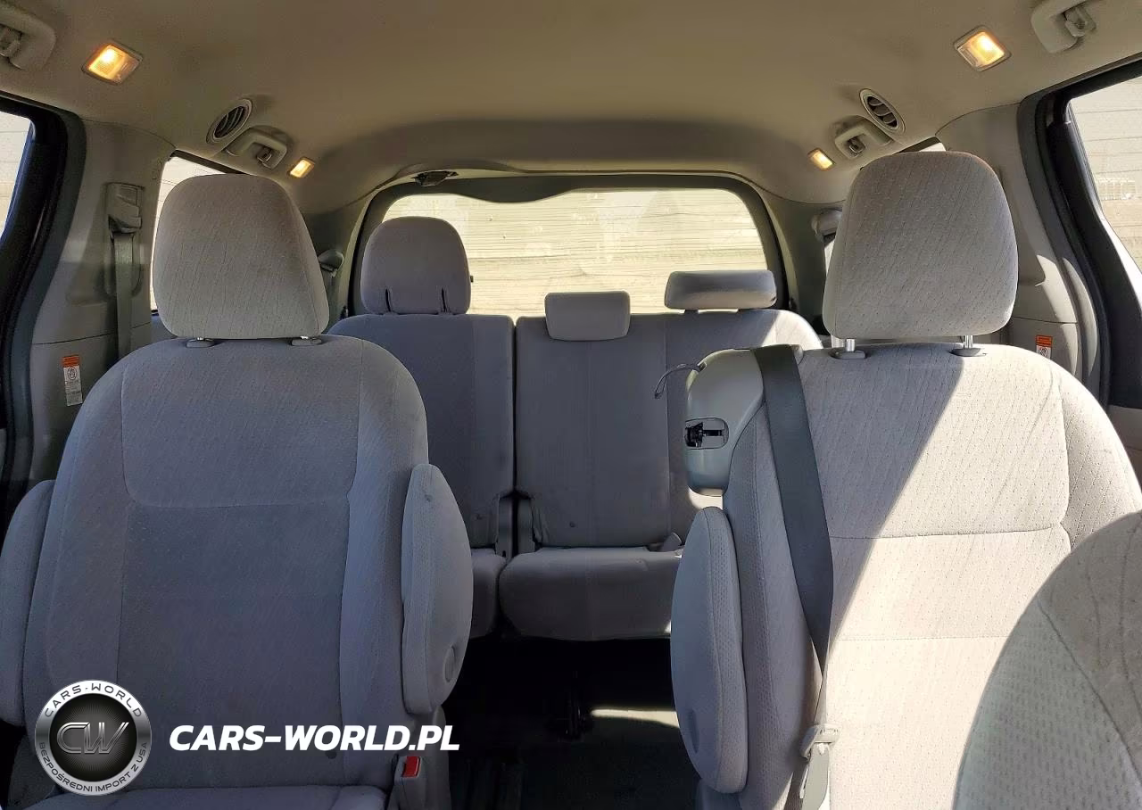 2016 Toyota Sienna Le VIN:5TDKK3DC7GS691026 - 10
