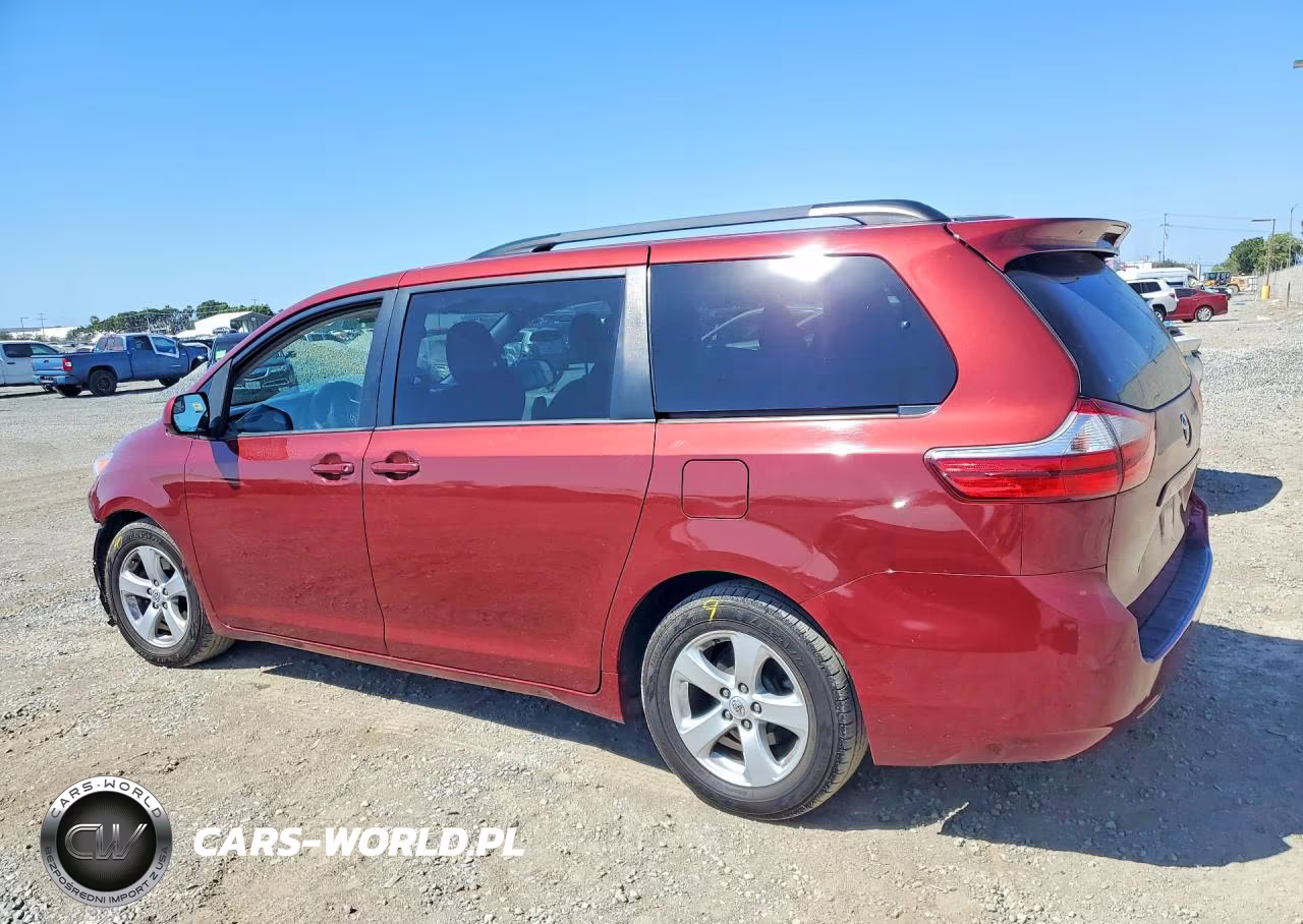 2016 Toyota Sienna Le VIN:5TDKK3DC7GS691026 - 2