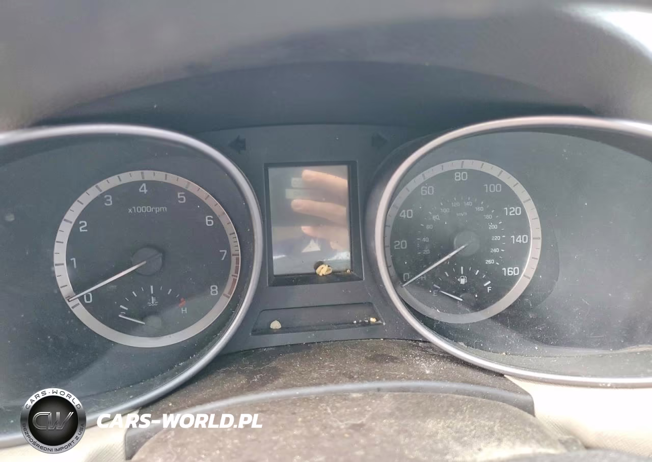 2017 Hyundai Santa Fe Sport 2.4L VIN:5NMZUDLB1HH019894 - 9