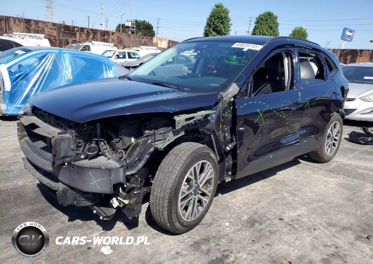 2021 Ford Escape Sel