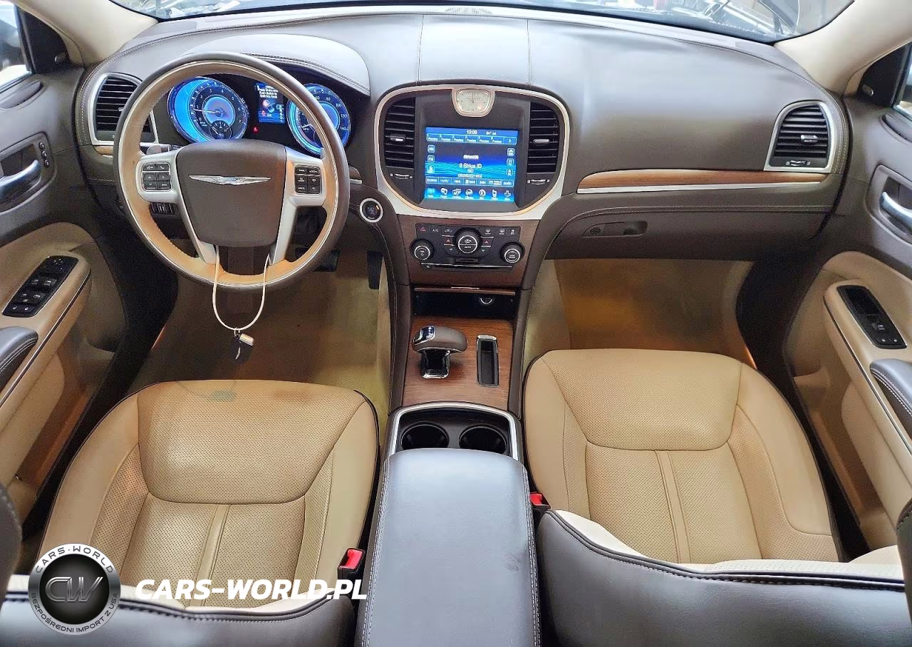 2013 Chrysler 300C Luxury VIN:2C3CCASGXDH529269 - 8