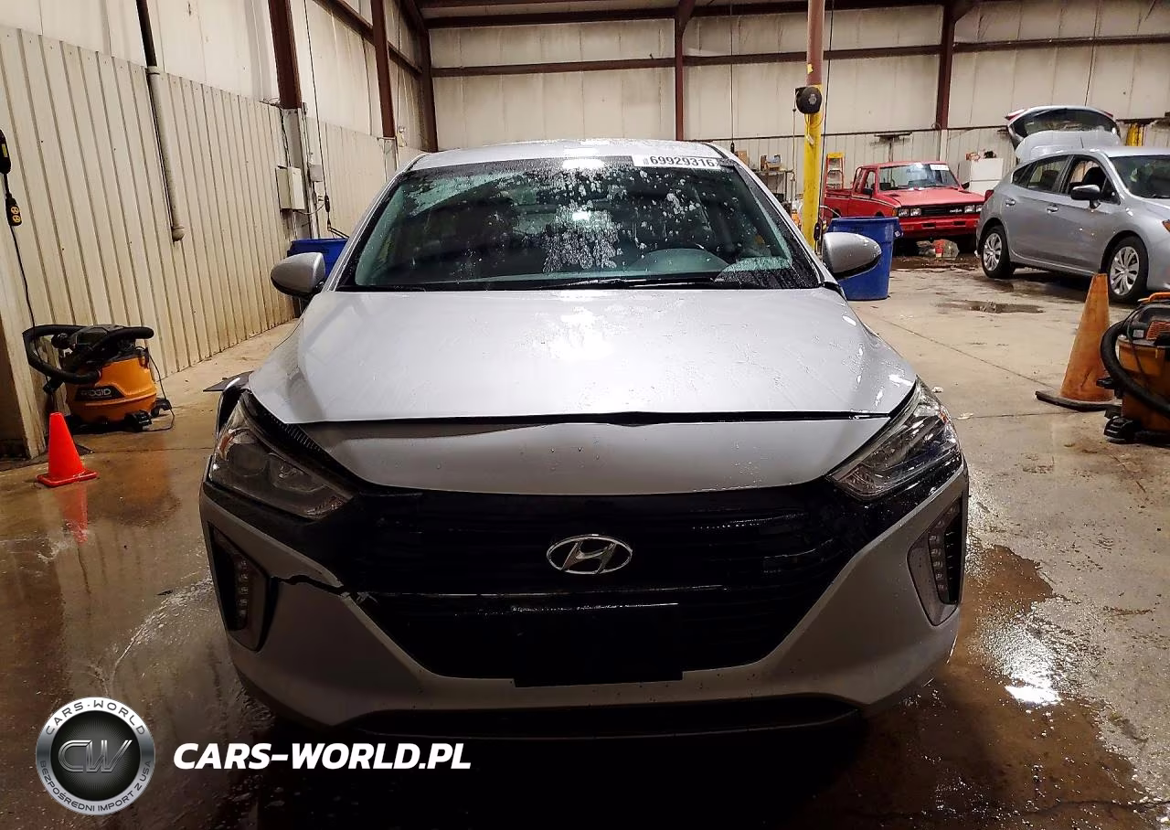 2019 Hyundai Ioniq Plug-In Hybrid Base VIN:KMHC65LD9KU173269 - 5