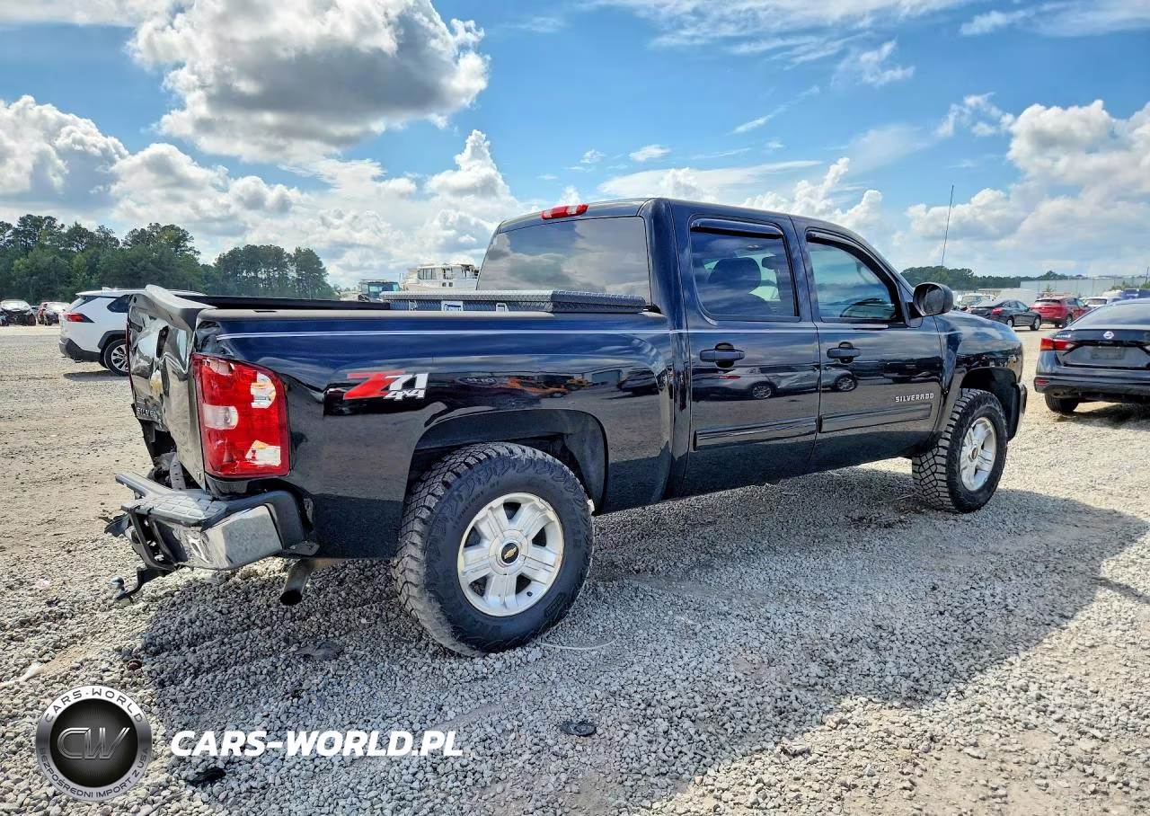 2011 Chevrolet Silverado K1500 Lt VIN:3GCPKSE31BG320546 - 3