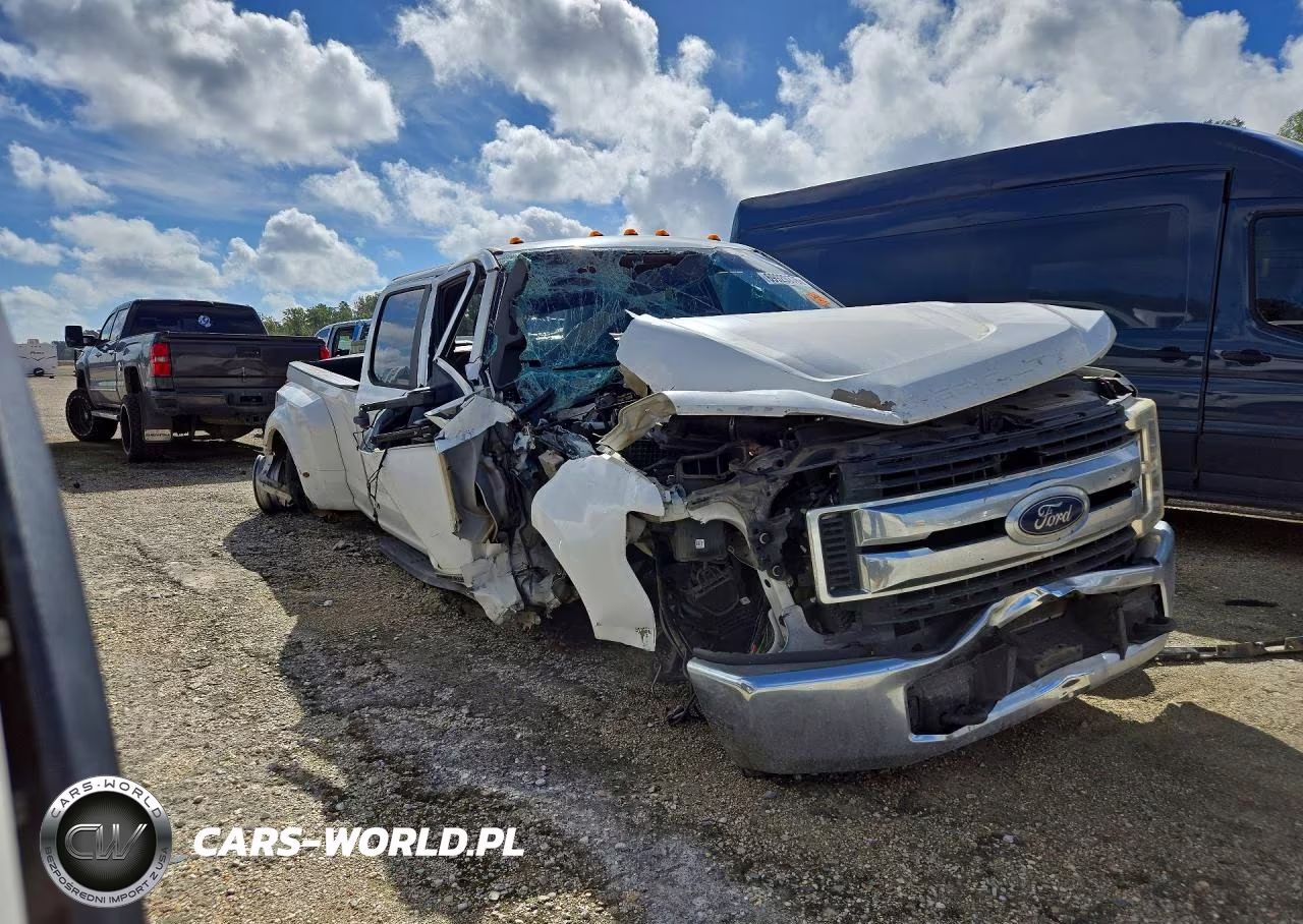 2019 Ford F350 Super Duty VIN:1FT8W3CT1KEC66075 - 4
