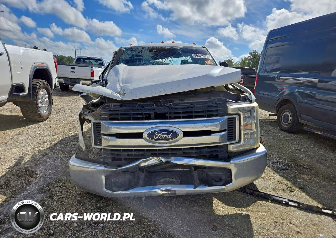 2019 Ford F350 Super Duty VIN:1FT8W3CT1KEC66075 - 5