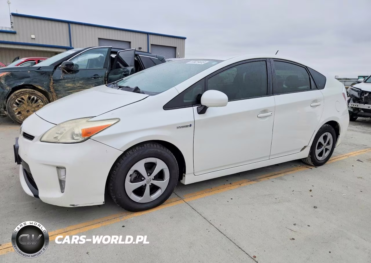 2014 Toyota Prius Four VIN:JTDKN3DU2E1739431 - 1