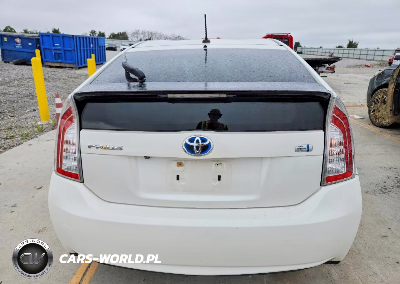 2014 Toyota Prius Four VIN:JTDKN3DU2E1739431 - 6