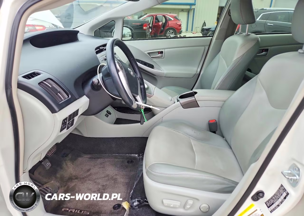 2014 Toyota Prius Four VIN:JTDKN3DU2E1739431 - 7