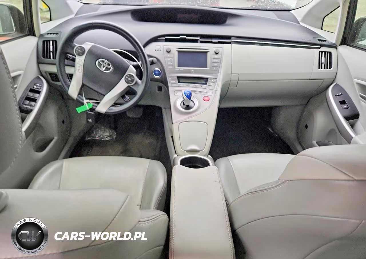 2014 Toyota Prius Four VIN:JTDKN3DU2E1739431 - 8