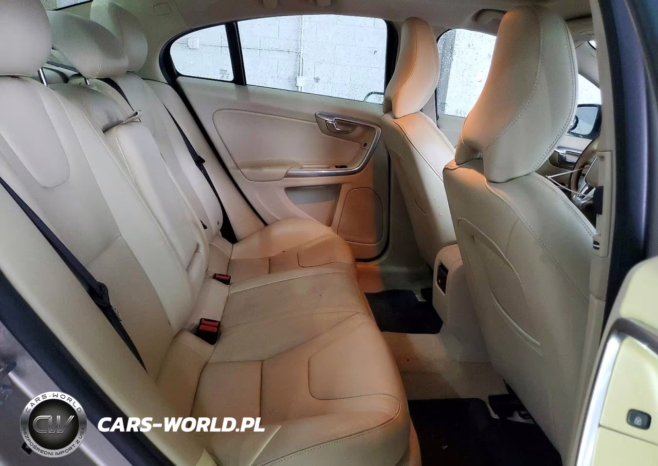 2016 Volvo S60 Premier VIN:YV126MFK1G2411858 - 10
