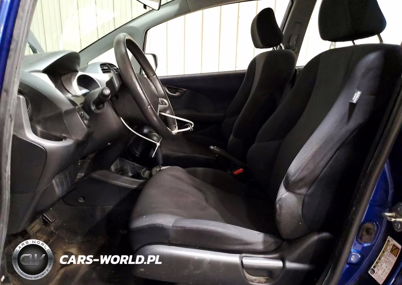 2010 Honda Fit Sport VIN:JHMGE8H47AC000307 - 7