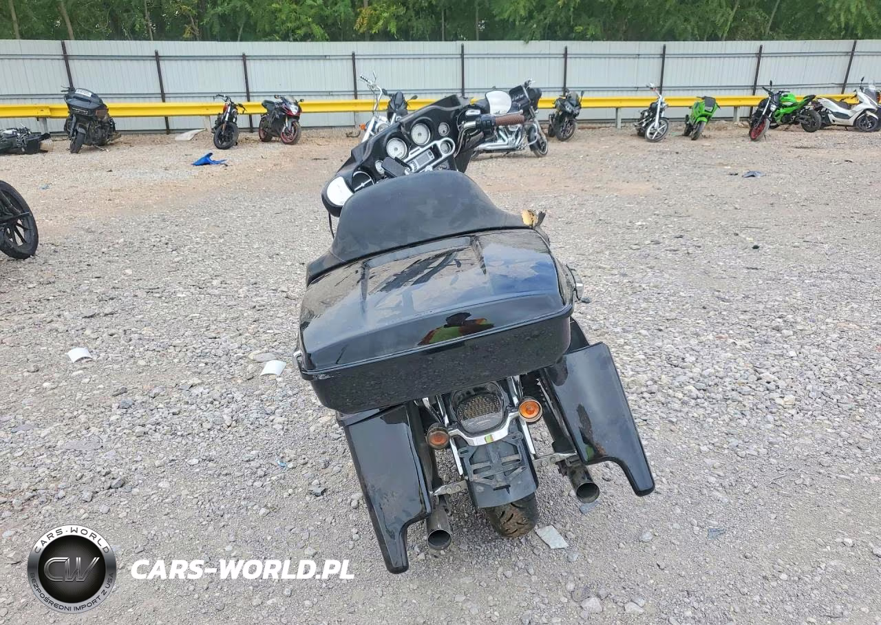 2007 Harley-Davidson Flhx VIN:1HD1KB4107Y710913 - 4