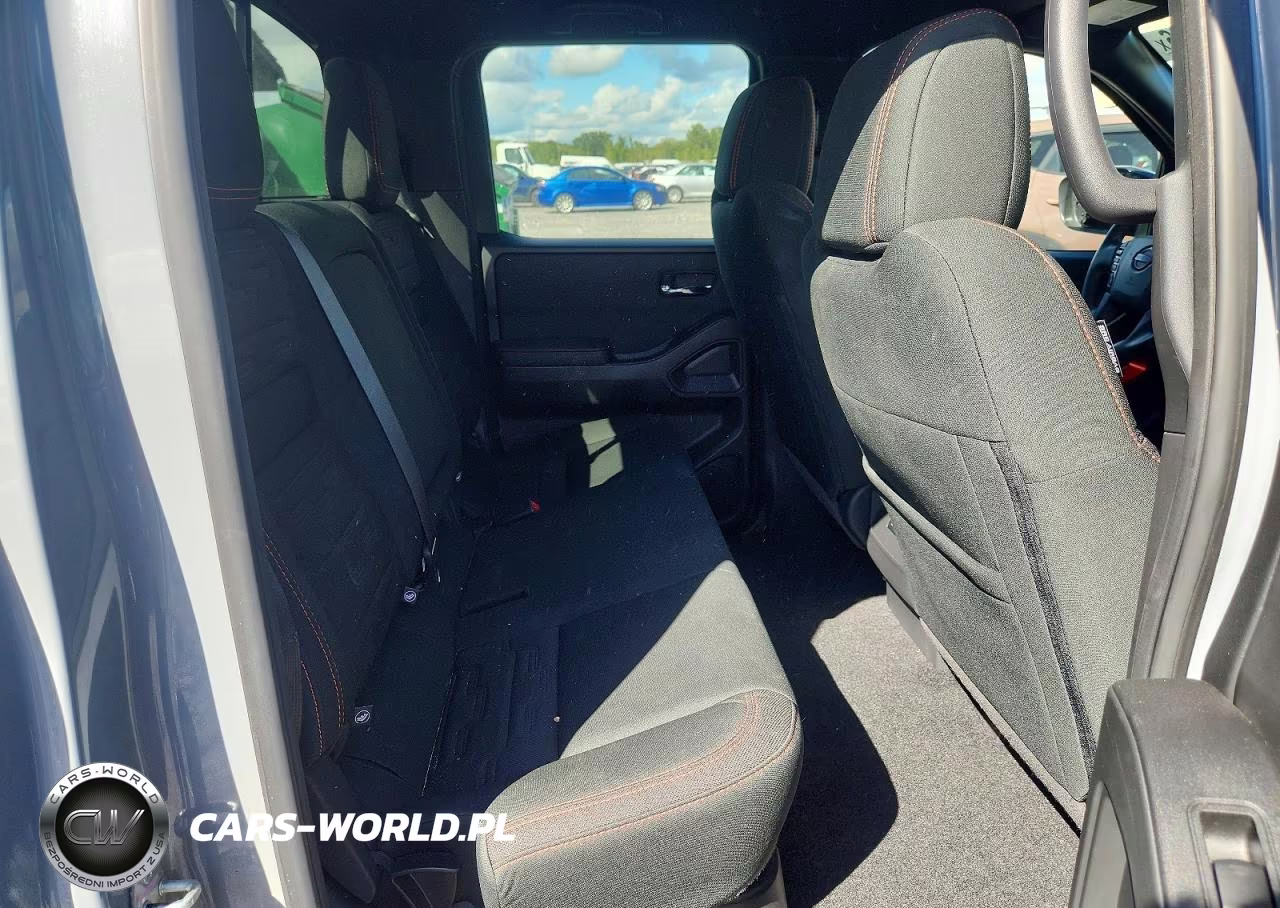 2024 Nissan Frontier Pro-4X VIN:1N6ED1EK6RN671860 - 10