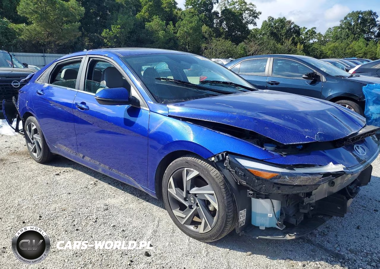 2025 Hyundai Elantra Limited VIN:KMHLP4DG2SU882058 - 4